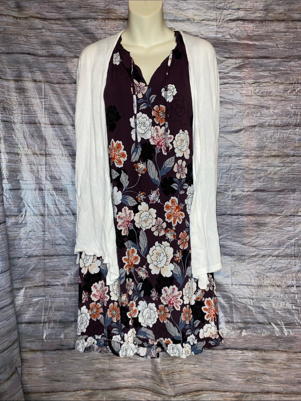 Apt. 9 White Long Sleeve Cardigan With Crochet Back Detail